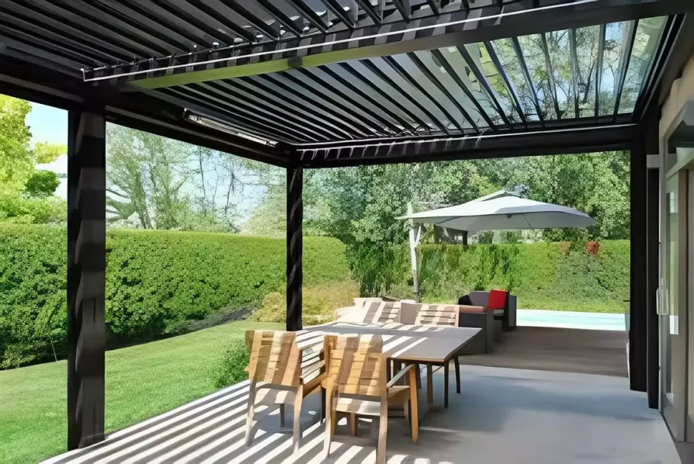 Pergola bioclimatique - Art Piscine 66 (1)
